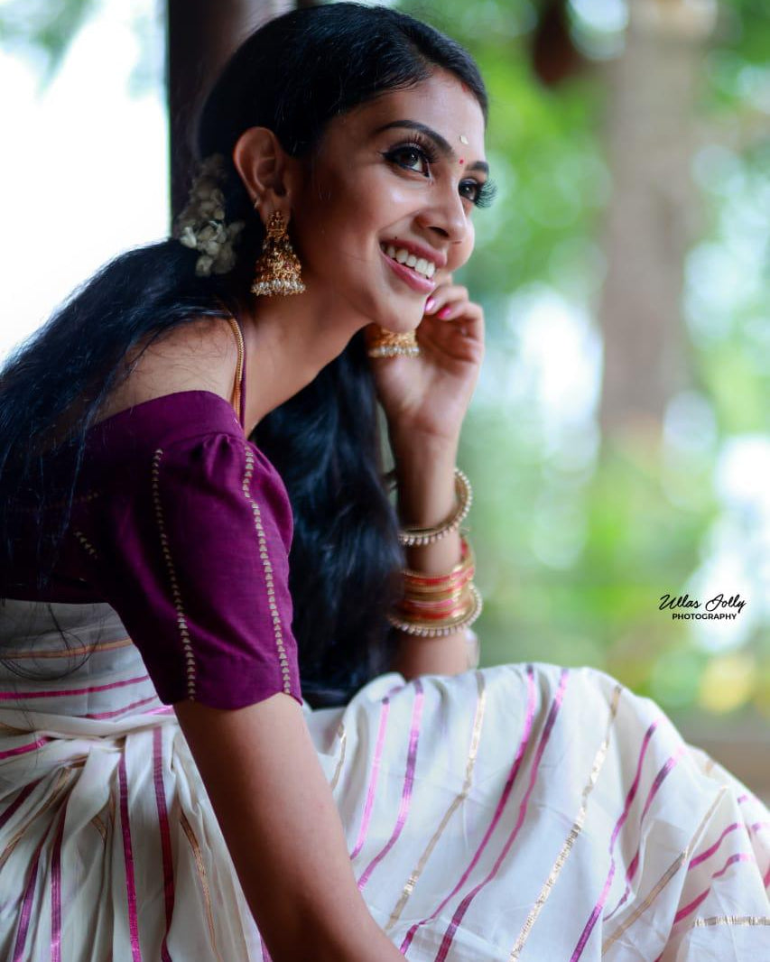 Purple Ethnic Striped Saree
