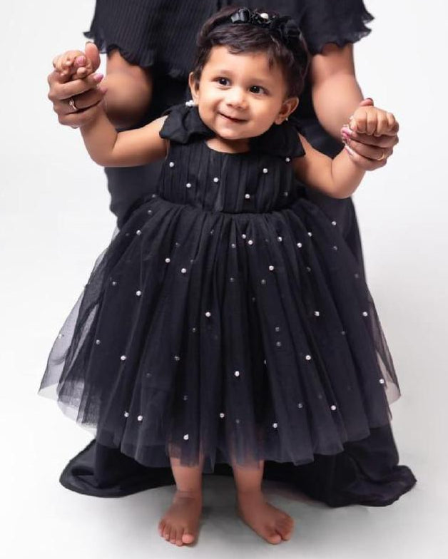 Black Family Twinning Set