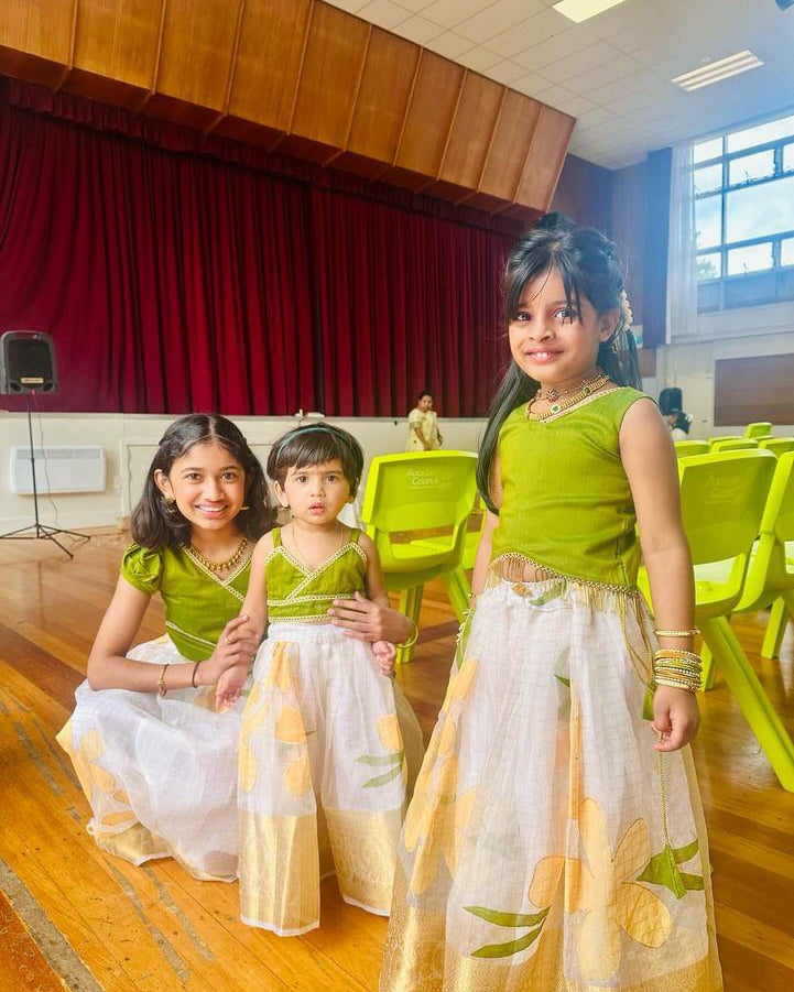 Siblings Twinning Pattupavada Set