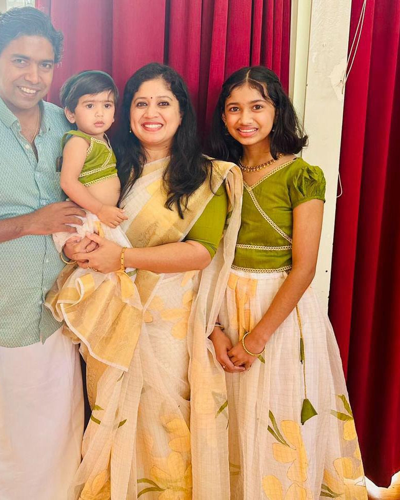Siblings Twinning Pattupavada Set