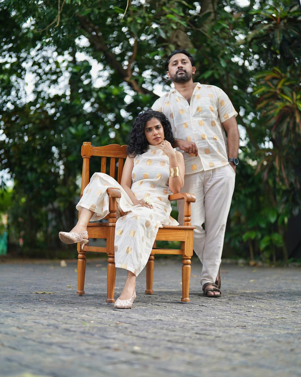 Onam Gold Ethnic Couple Twinning