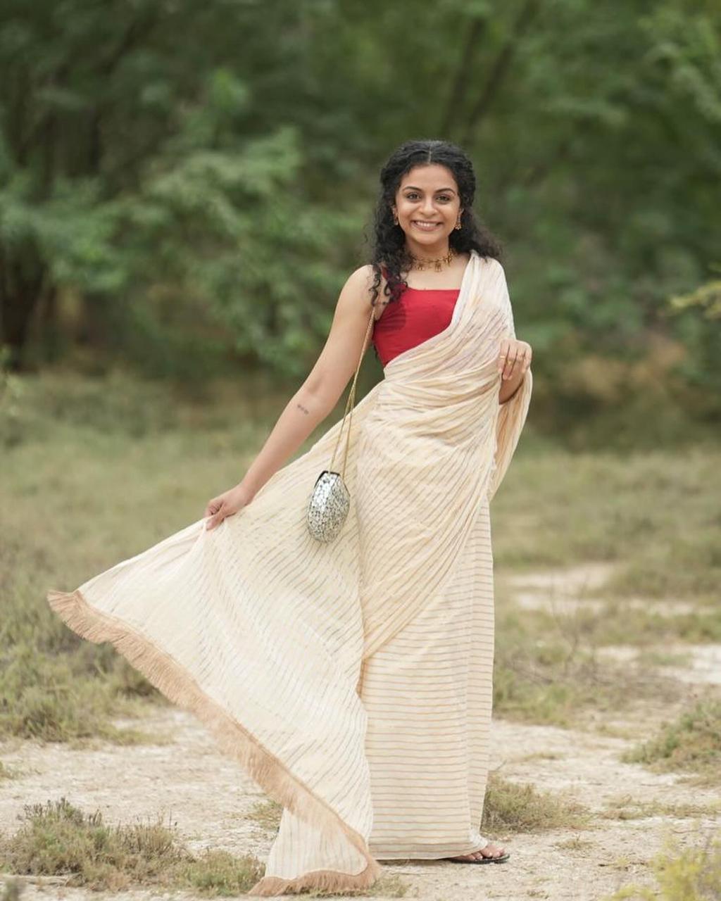 Gold Thin Stripe Saree